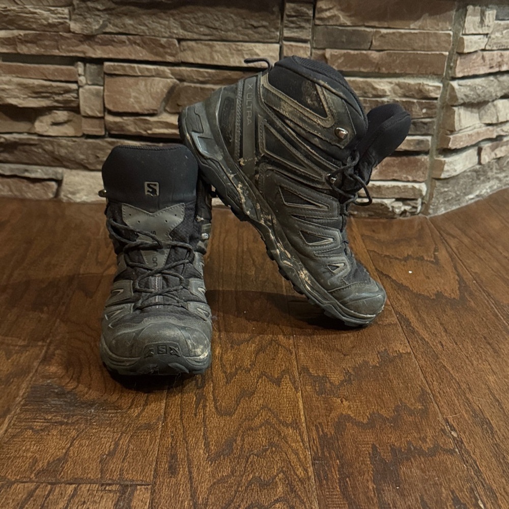 Salomon Black and Gray Hiking Boots